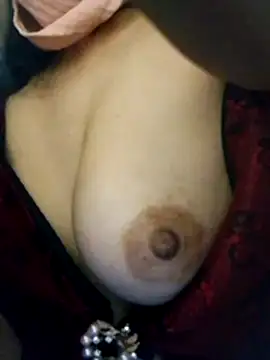 Almas-arabic webcam