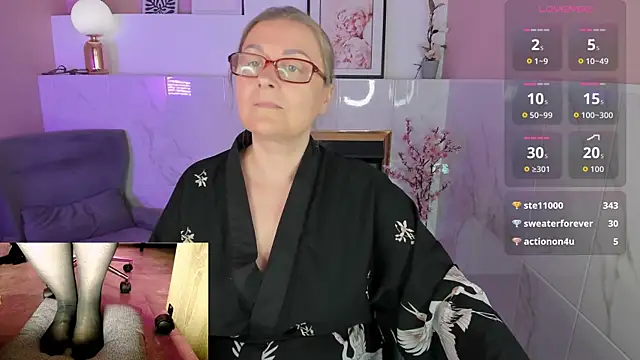 Alexandra_Kind
