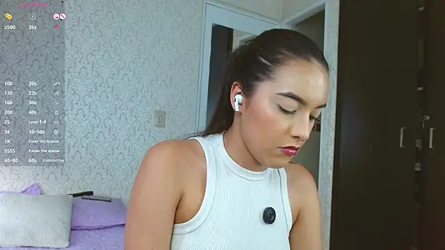 annyrosse00 - Annyrosse00's free webcam - UK Sex Cams