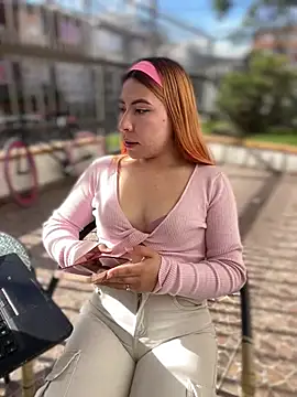Lindsay_Arygame webcam