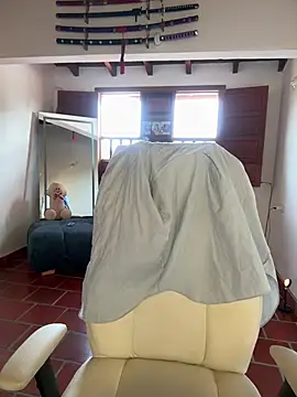 Ale_Lewis webcam