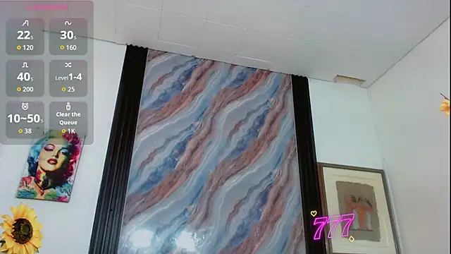 katha_Crawford webcam