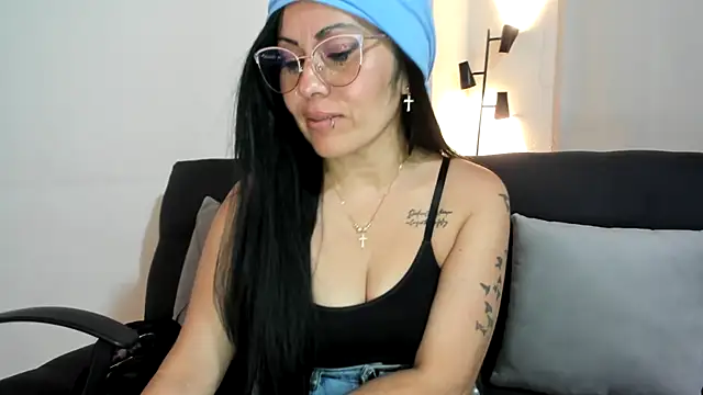 Tania_mature webcam