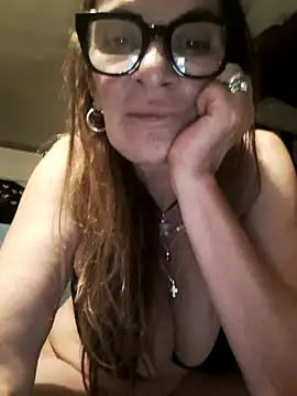 gildamilf live cam on StripChat