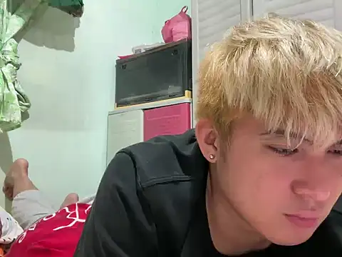kingdirtyfog (M young) - Im broke, SPOIL UR HOT BOYTOY here!!