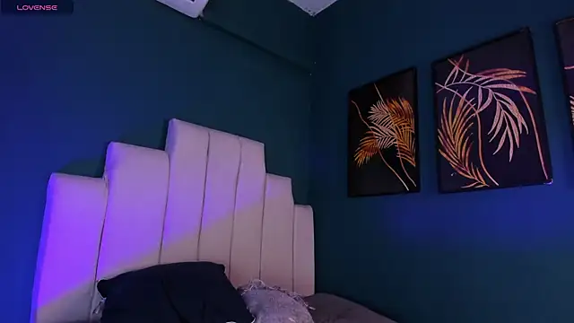 Cheys_Mast live sex cam