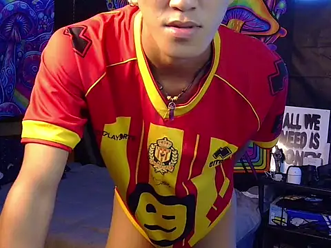 hugekenbigcock webcam