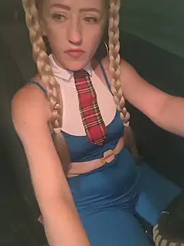 LaraLanee webcam
