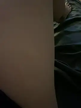 LadyLeni webcam