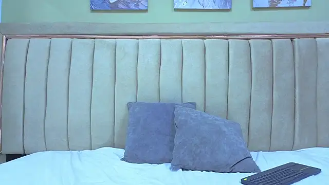 Violeta_Tepes webcam