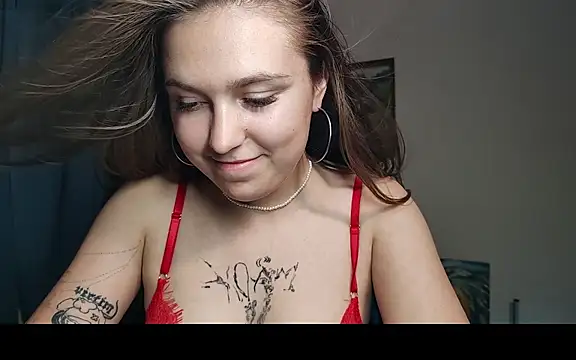 DainaCampagnini webcam