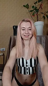 Lunaria5391 webcam