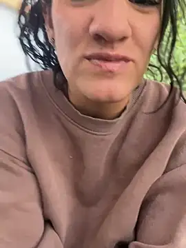 SofiaBrown_Pink