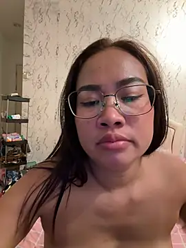 Ponthip webcam