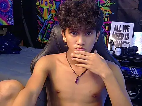 hugekenbigcock (M young) - cum with me