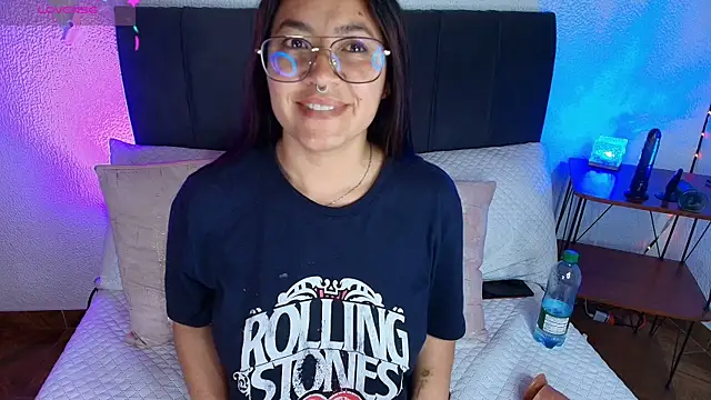 samm_curvy webcam
