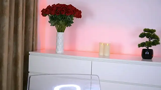 AishaSins webcam