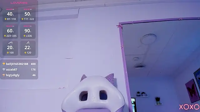 Sharon_Adamss webcam