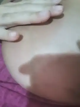 Luna-elle webcam