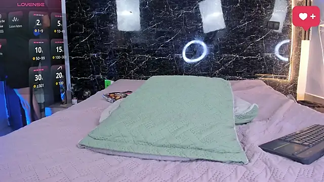 Adrian_Wolf webcam