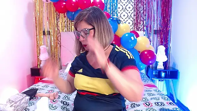 Samantha_Brm
