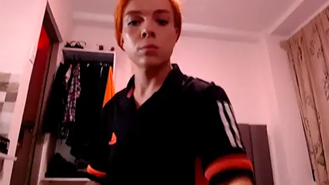 saara_johnson496 webcam