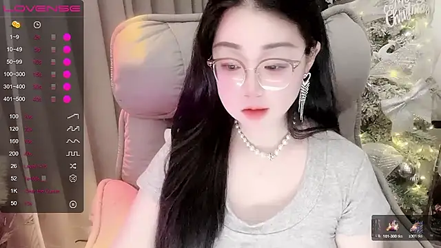 Monica-666888- webcam