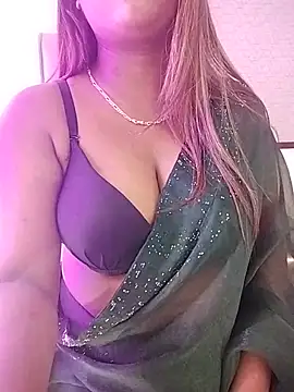 LoveLy-Soneya webcam