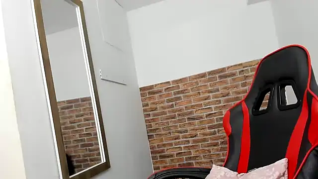 wizarpamela webcam