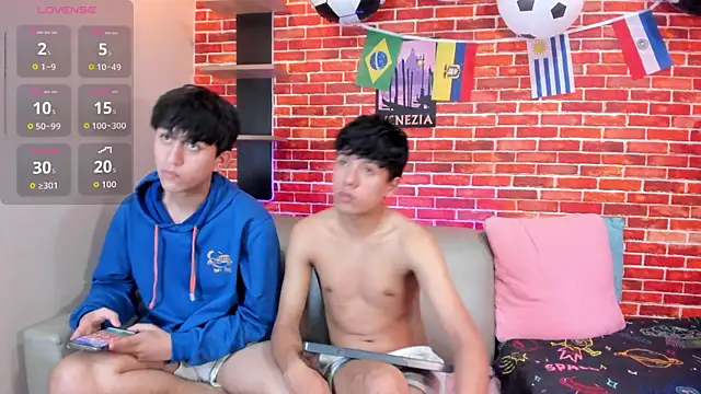 Hoot_boyss_ webcam