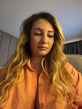 YaaraCollins webcam