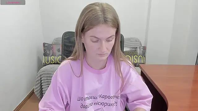 Alisha_Skyes webcam