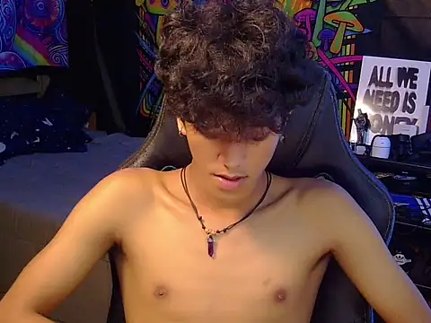 hugekenbigcock webcam