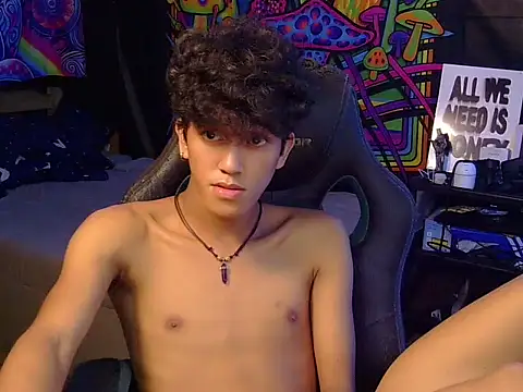 hugekenbigcock (M young) - cum with me