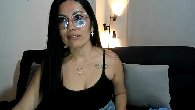 Tania_mature webcam