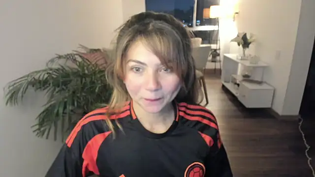 Ori_valentina webcam
