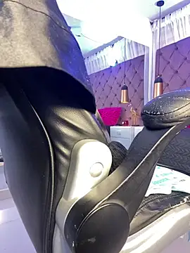 Auri__ live sex cam