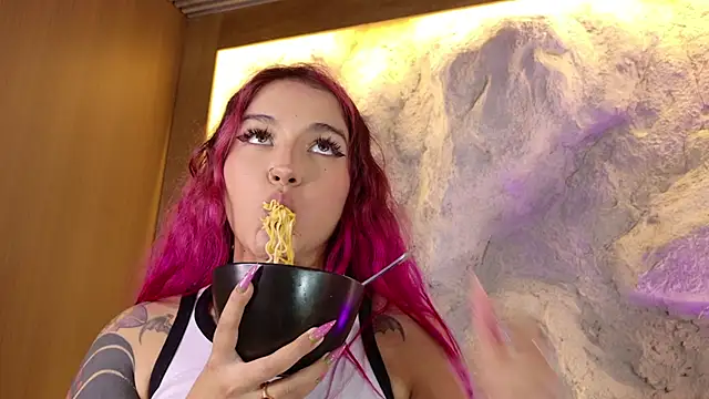 bella_mush webcam