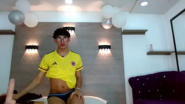 Logaanhotts live sex cam