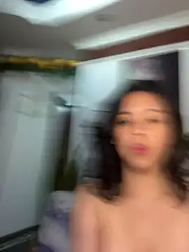 Esmerald_1111 live cam on StripChat