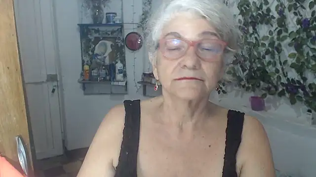 FunnyGrandma webcam
