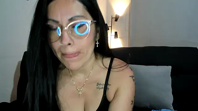 Tania_mature webcam