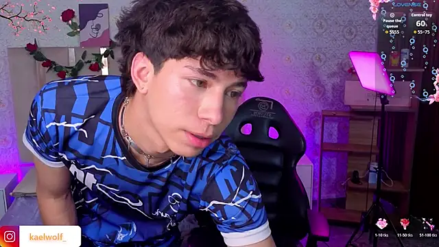 kaelwolf_tay webcam