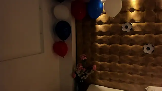 violet_giraldo webcam