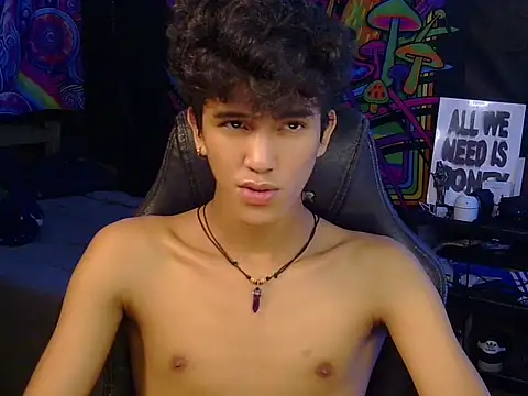 hugekenbigcock (M young) - cum with me