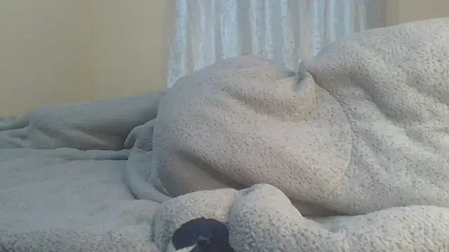 ndivhuwomuleya (F teen) - gape pussy