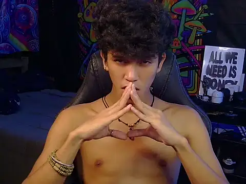 hugekenbigcock webcam