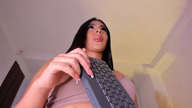 IsabelleFoxx_ webcam