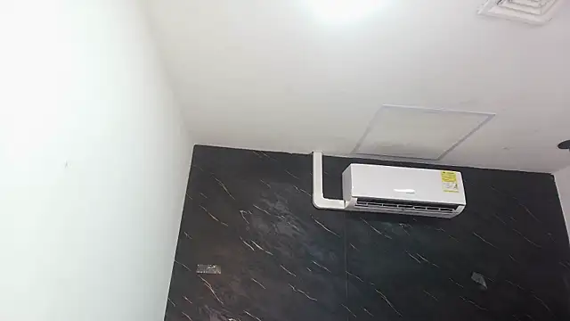 kissme_luna webcam