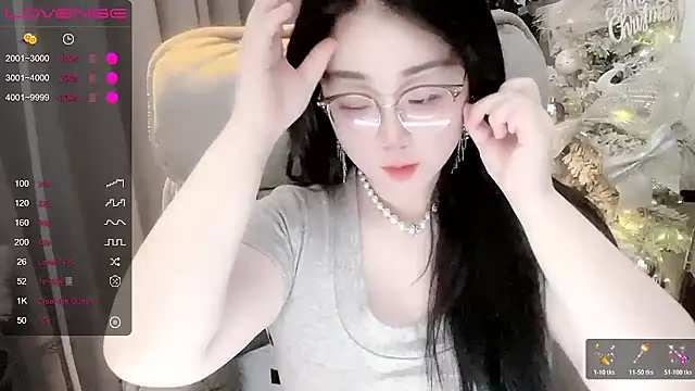 Monica-666888- webcam